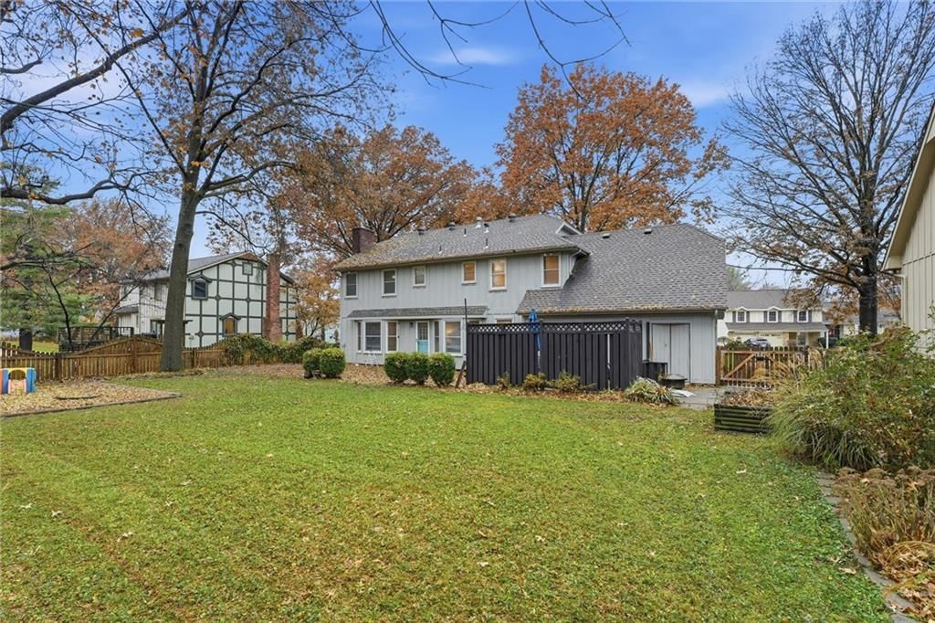 7917 Westgate Drive — photo 36