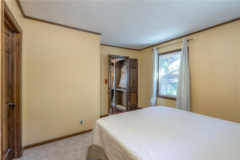 9504 W 104th Street — photo 19