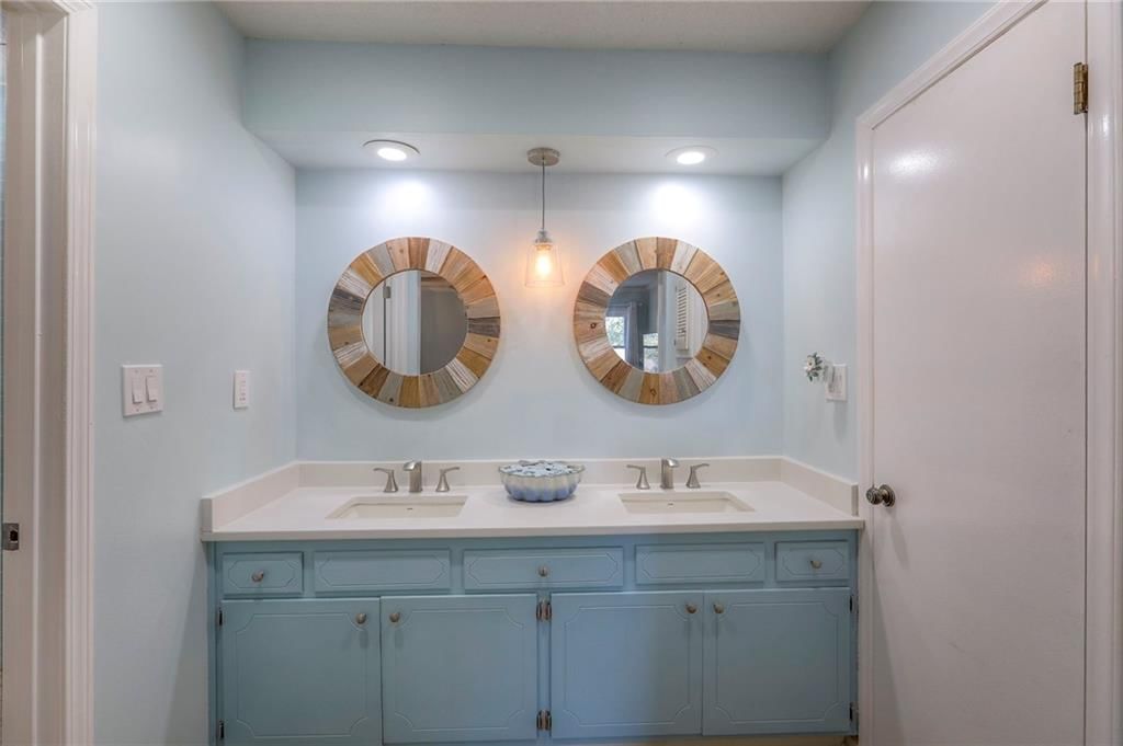 9504 W 104th Street — photo 25