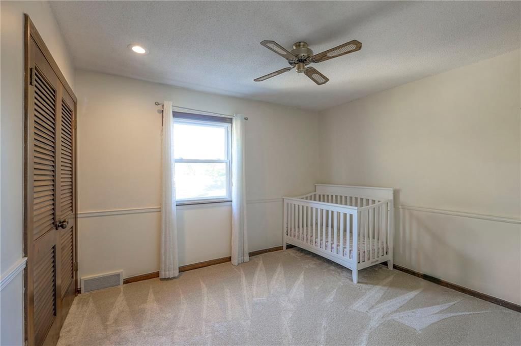 9504 W 104th Street — photo 27