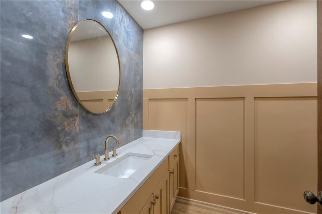 9504 W 104th Street — photo 28