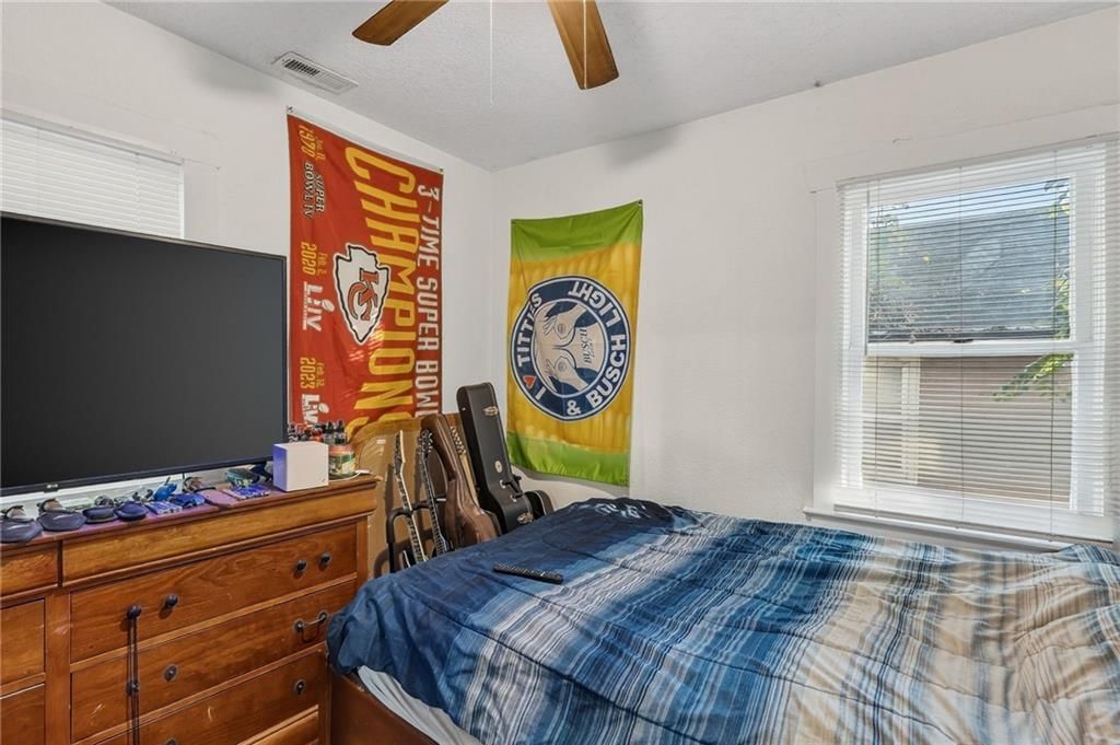 572 S Crescent Avenue — photo 11