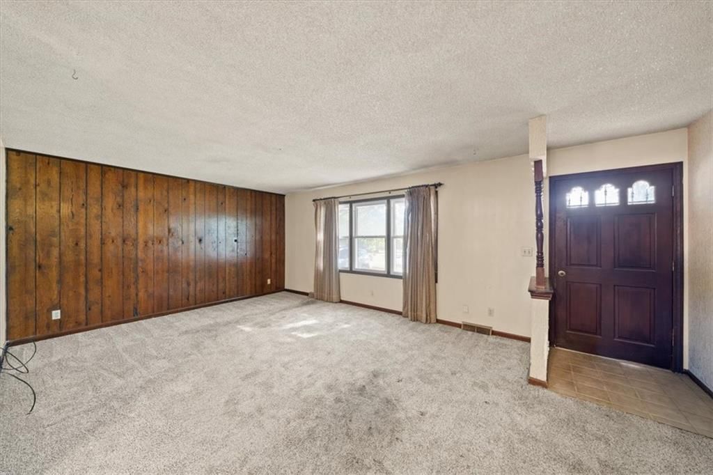107 Circle Drive — photo 3