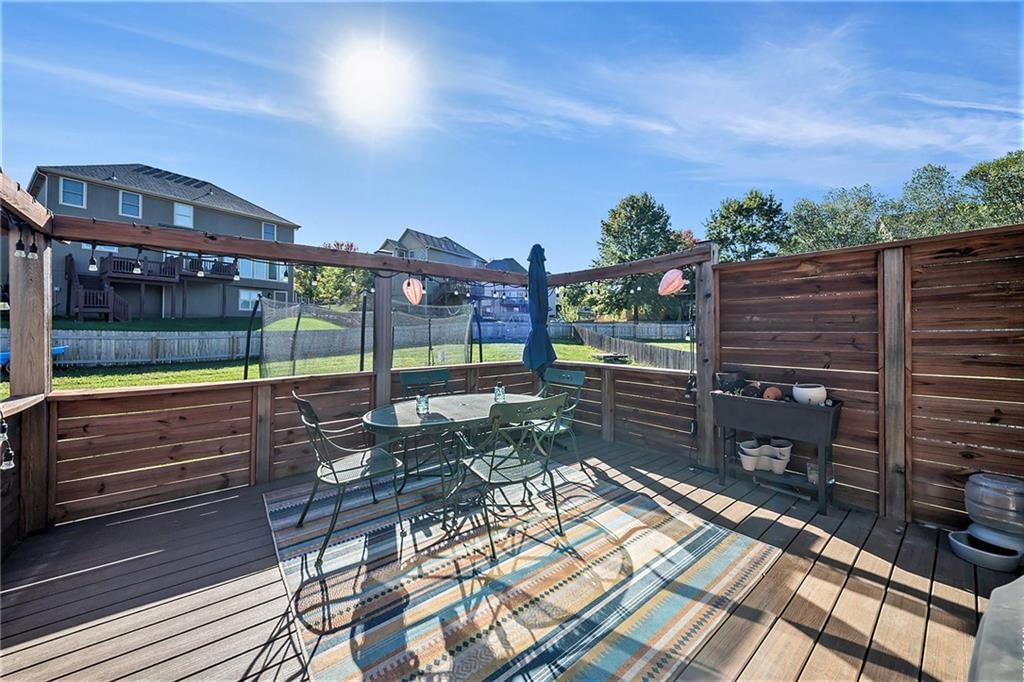 2210 NE Treetop Drive — photo 27