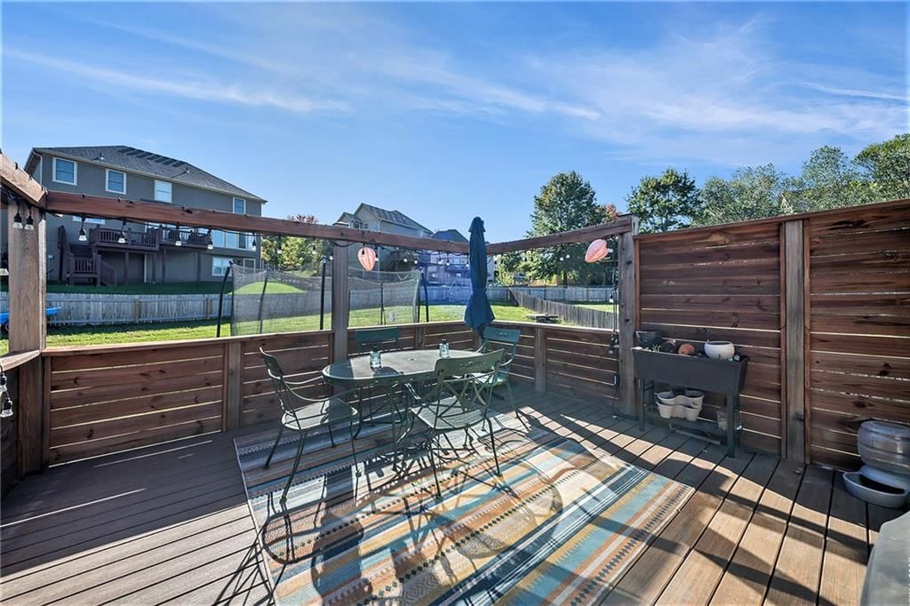 2210 NE Treetop Drive — photo 28