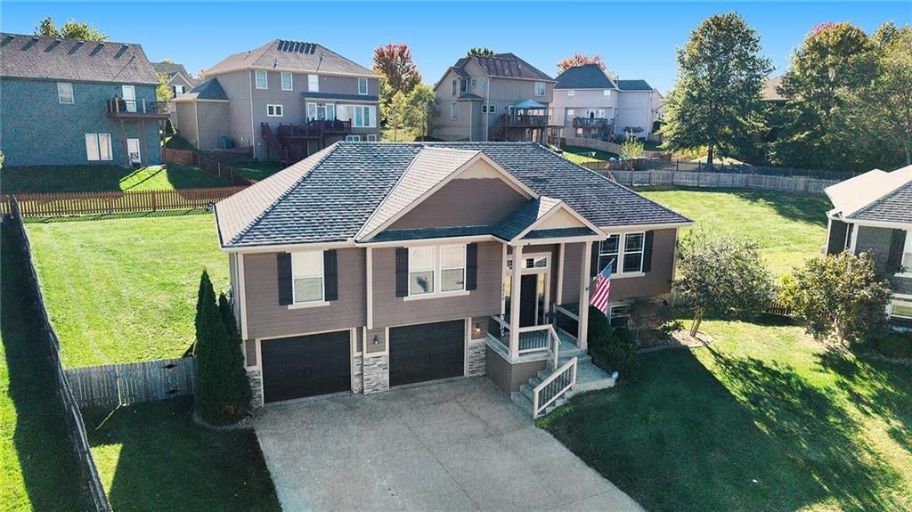 2210 NE Treetop Drive — photo 32