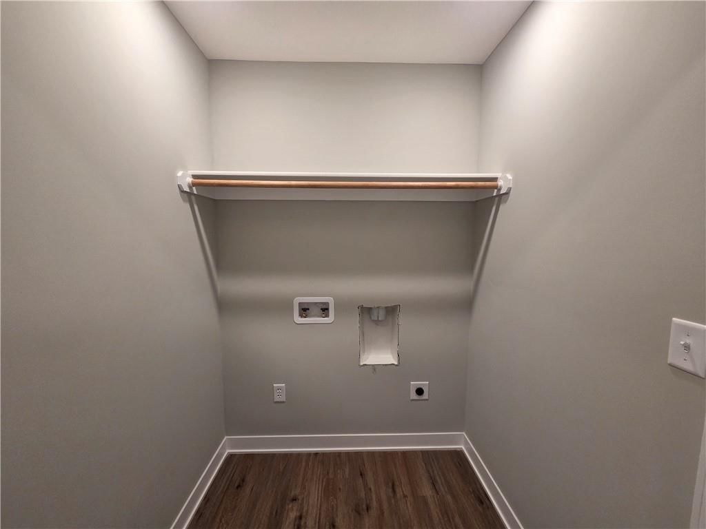 30 E 7th Street — photo 16