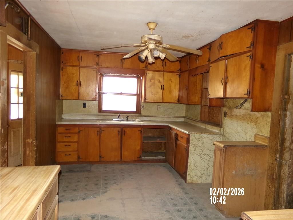 441 Walnut Street — photo 8
