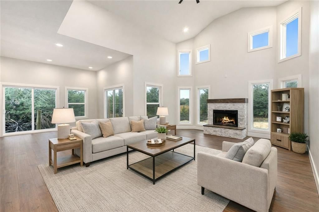 153 S Linn Valley Drive — photo 7
