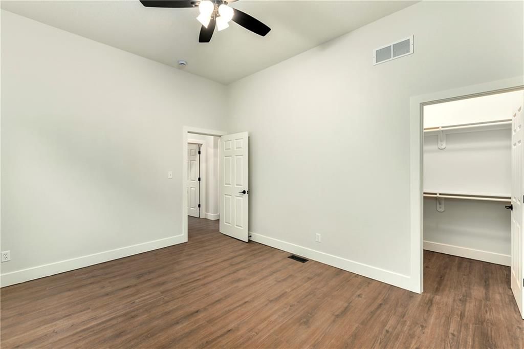 153 S Linn Valley Drive — photo 30