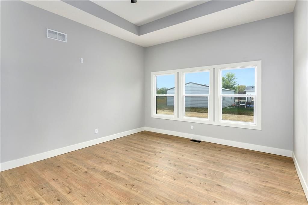149 S Linn Valley Drive — photo 21