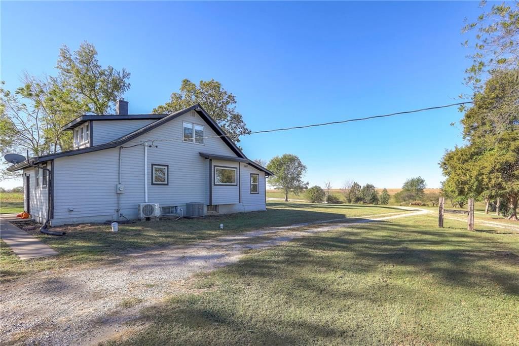 8282 S Highway 13 N/A — photo 5