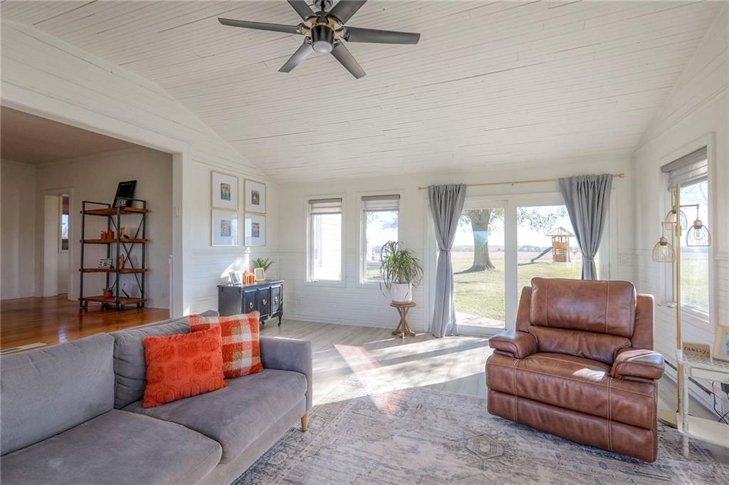 8282 S Highway 13 N/A — photo 12