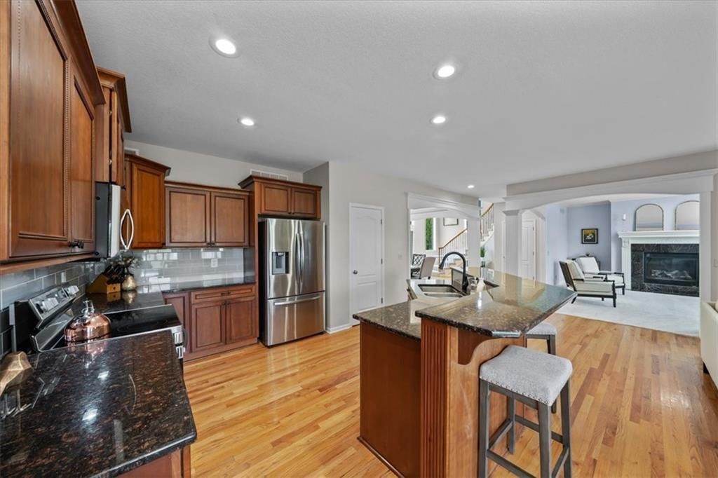 15813 Linden Street — photo 5