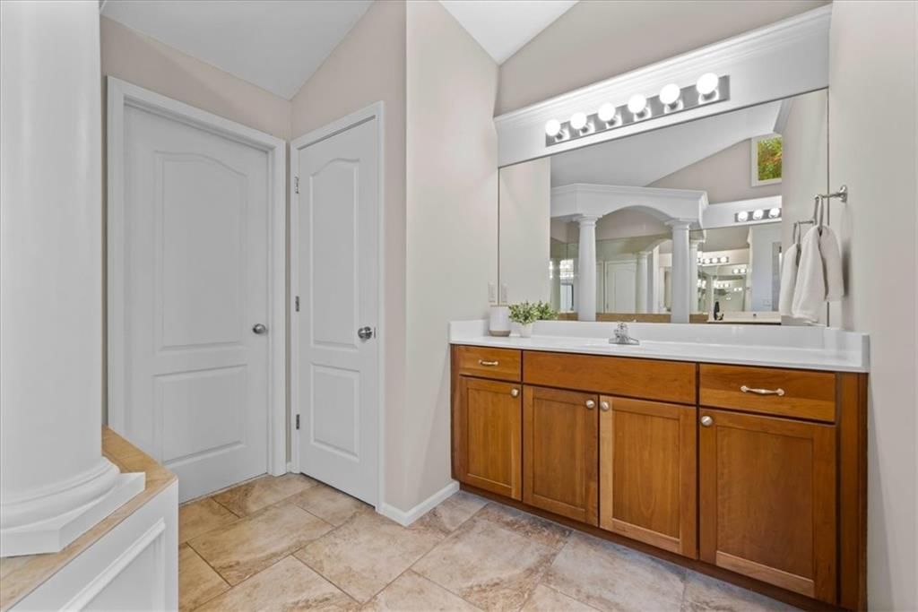 15813 Linden Street — photo 15