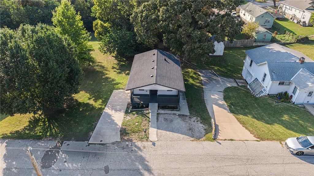 1850 S Coy Street — photo 18