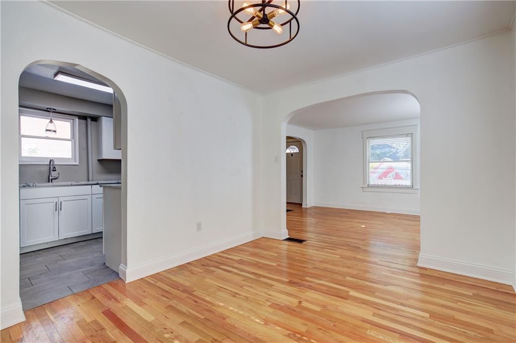 4530 Bell Street — photo 8