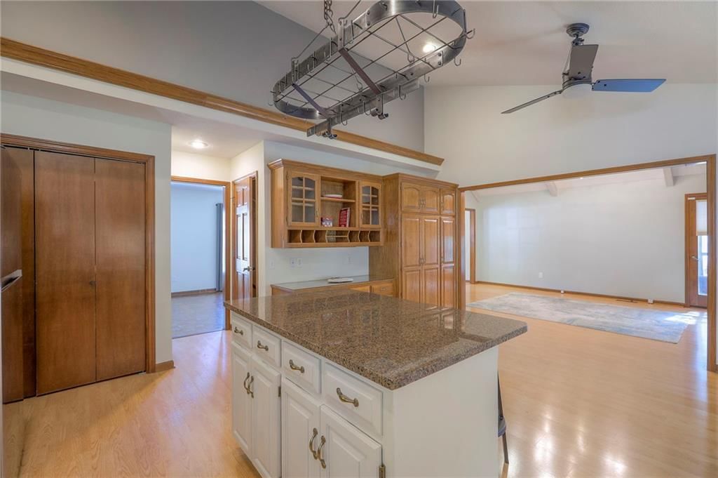 400 NE Stanton Lane — photo 11