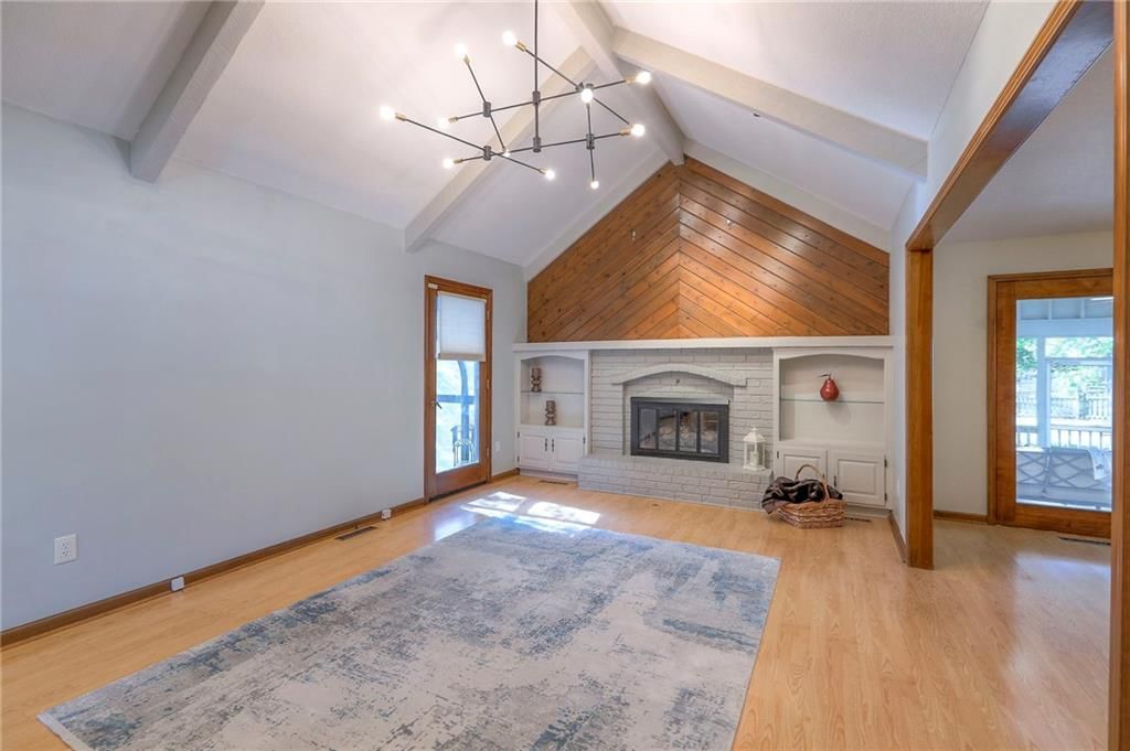400 NE Stanton Lane — photo 13