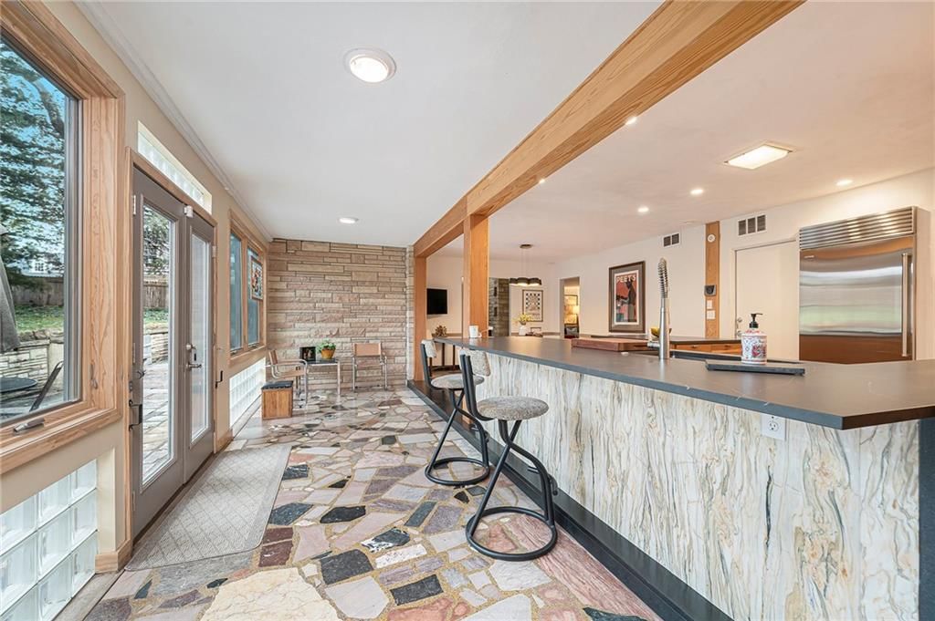 225 W 53rd Terrace — photo 13