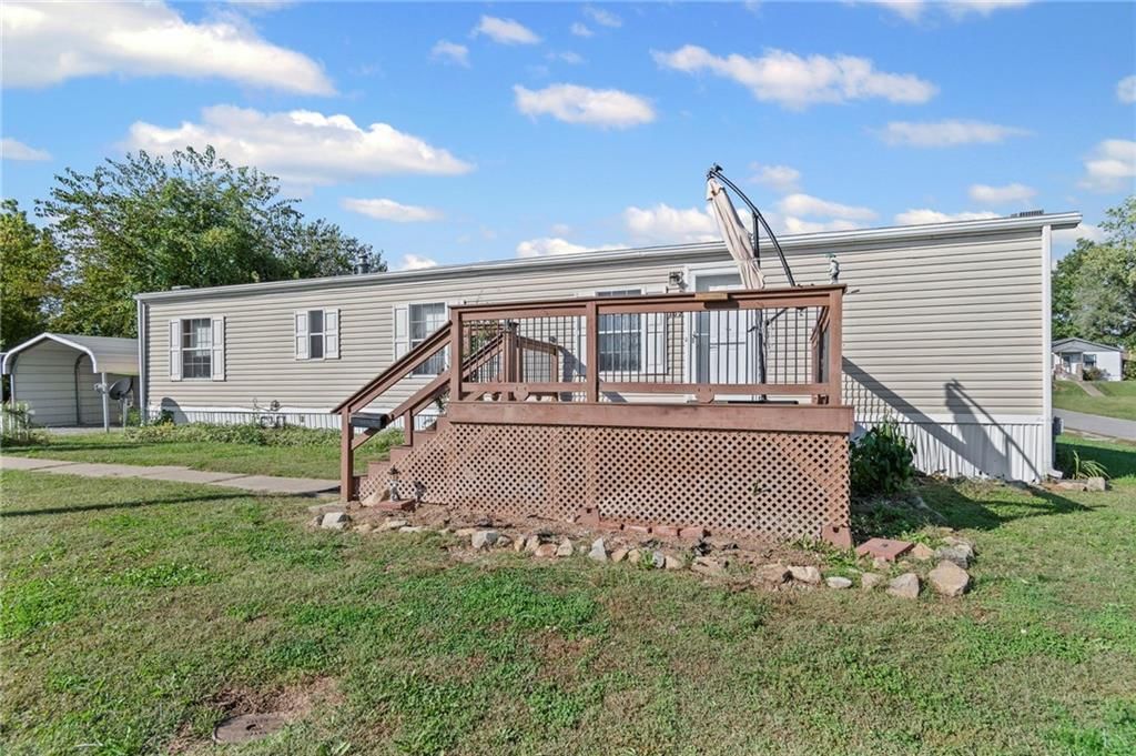 302 Sycamore Street — photo 4