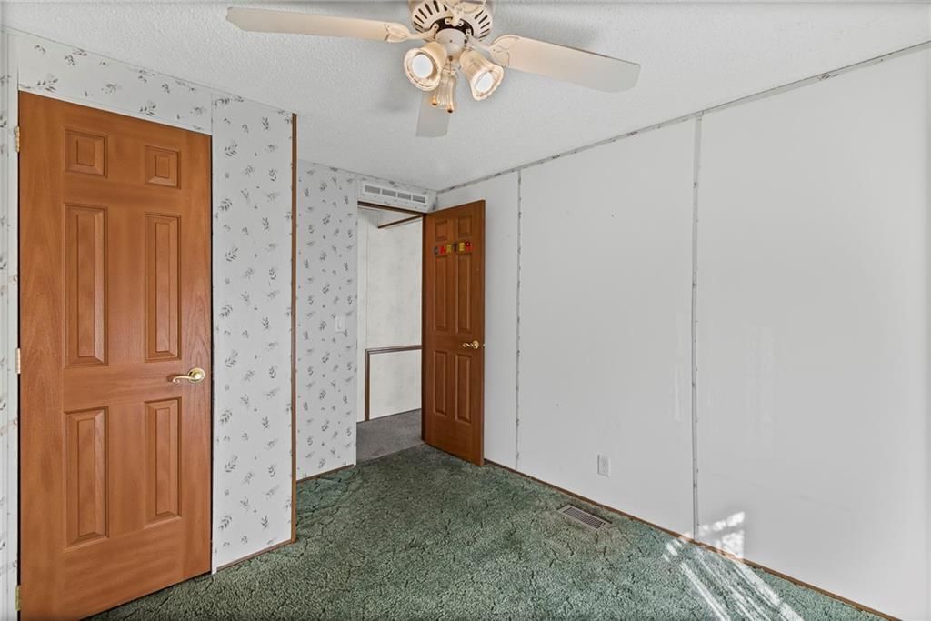 302 Sycamore Street — photo 13