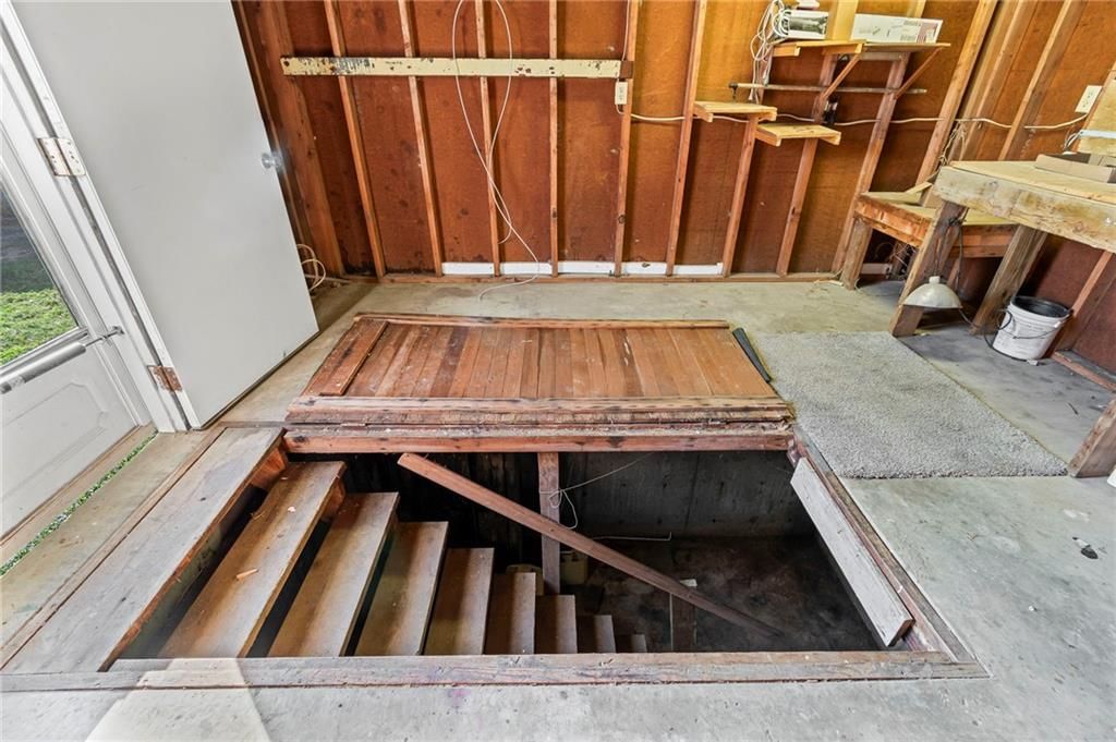 302 Sycamore Street — photo 21