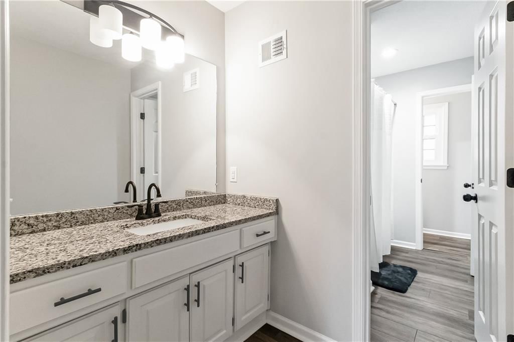 12104 Cedar Street — photo 28