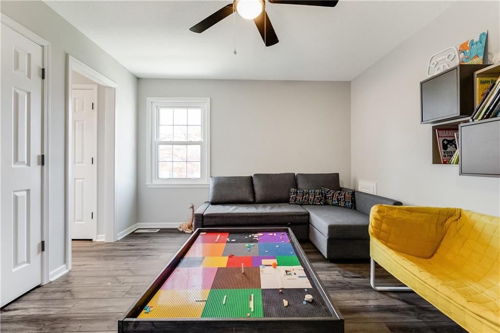 12104 Cedar Street — photo 30