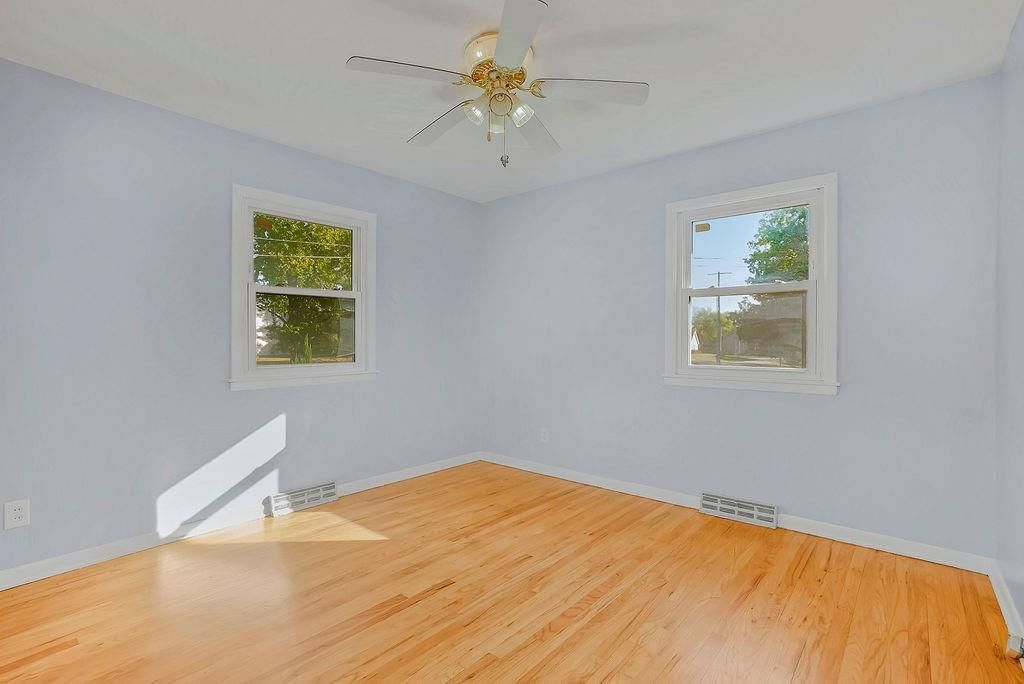 11700 Troost Ave Avenue — photo 11