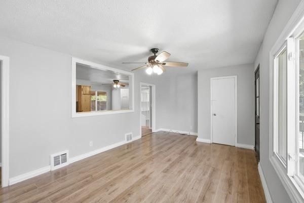 7835 Donnelly Avenue — photo 9