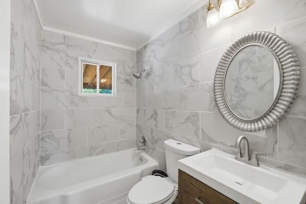 7835 Donnelly Avenue — photo 15