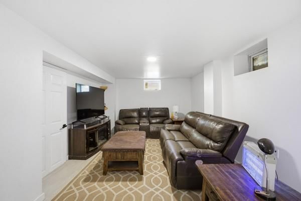 7835 Donnelly Avenue — photo 24