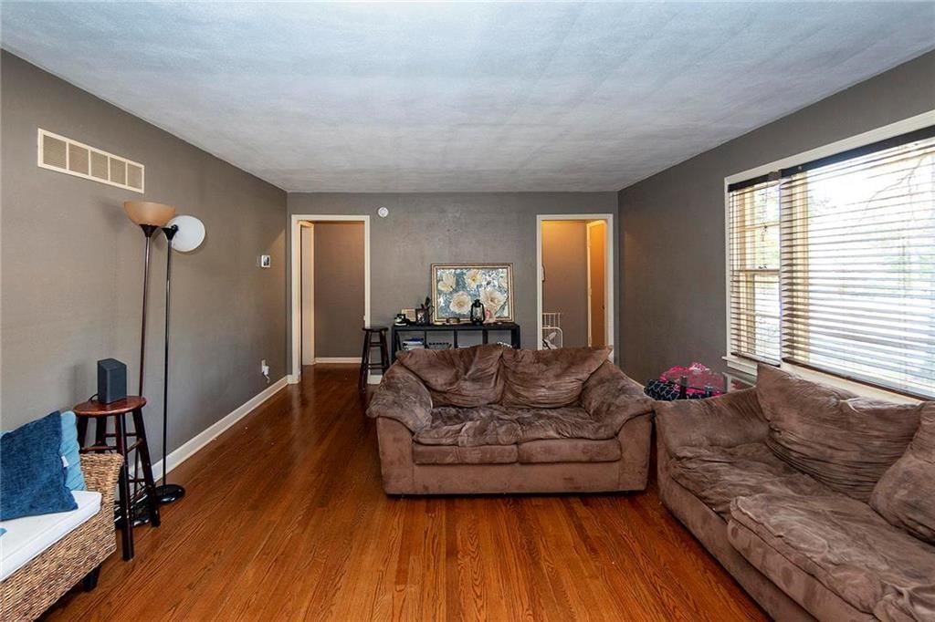 6619 Willow Avenue — photo 3