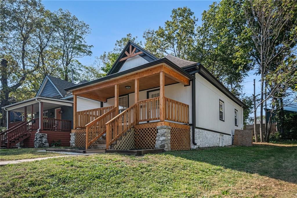 2028 Kansas Avenue — photo 3