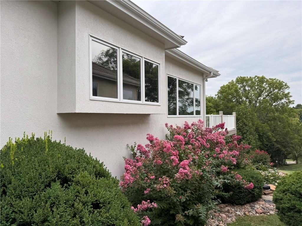 1564 Fountain Drive — photo 5