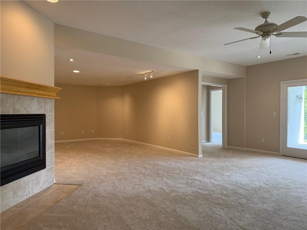 1564 Fountain Drive — photo 28