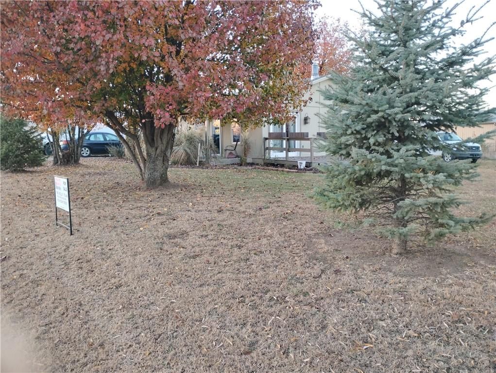 133 S Linn Valley Drive — photo 2
