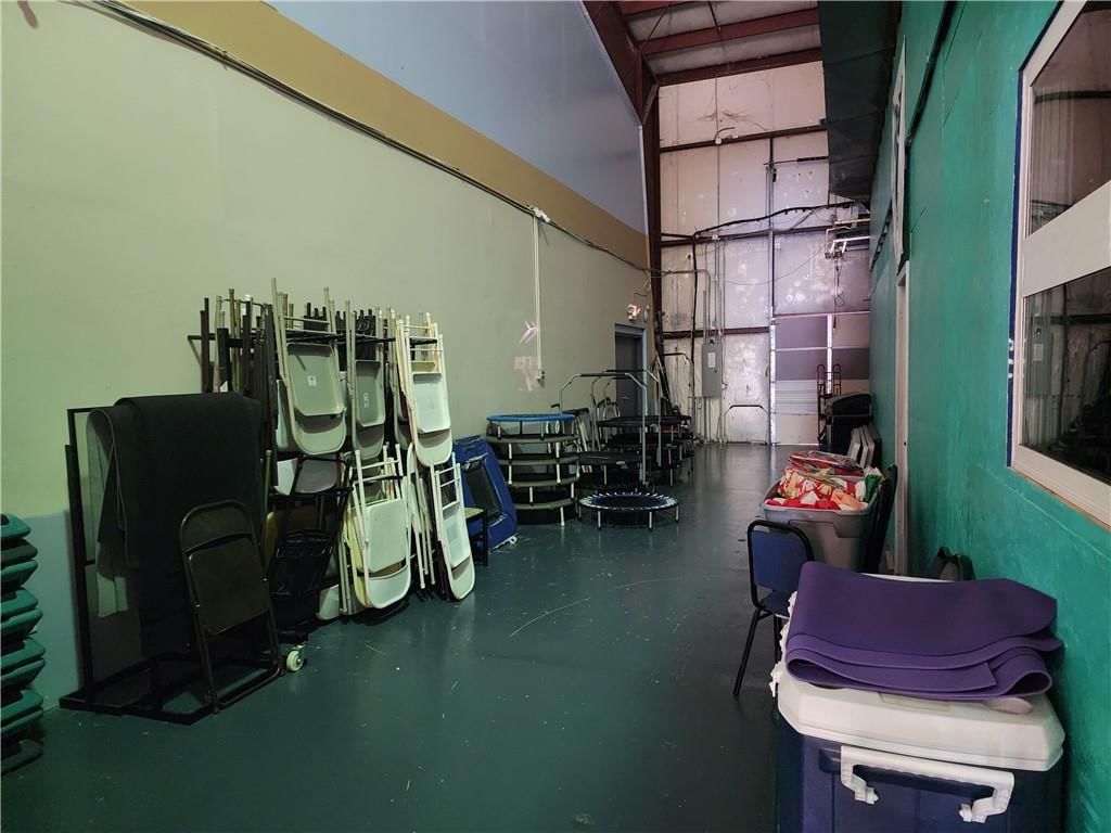 175 Industrial Park Drive — photo 27