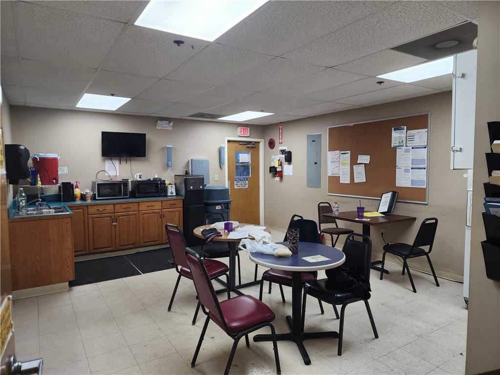 175 Industrial Park Drive — photo 42