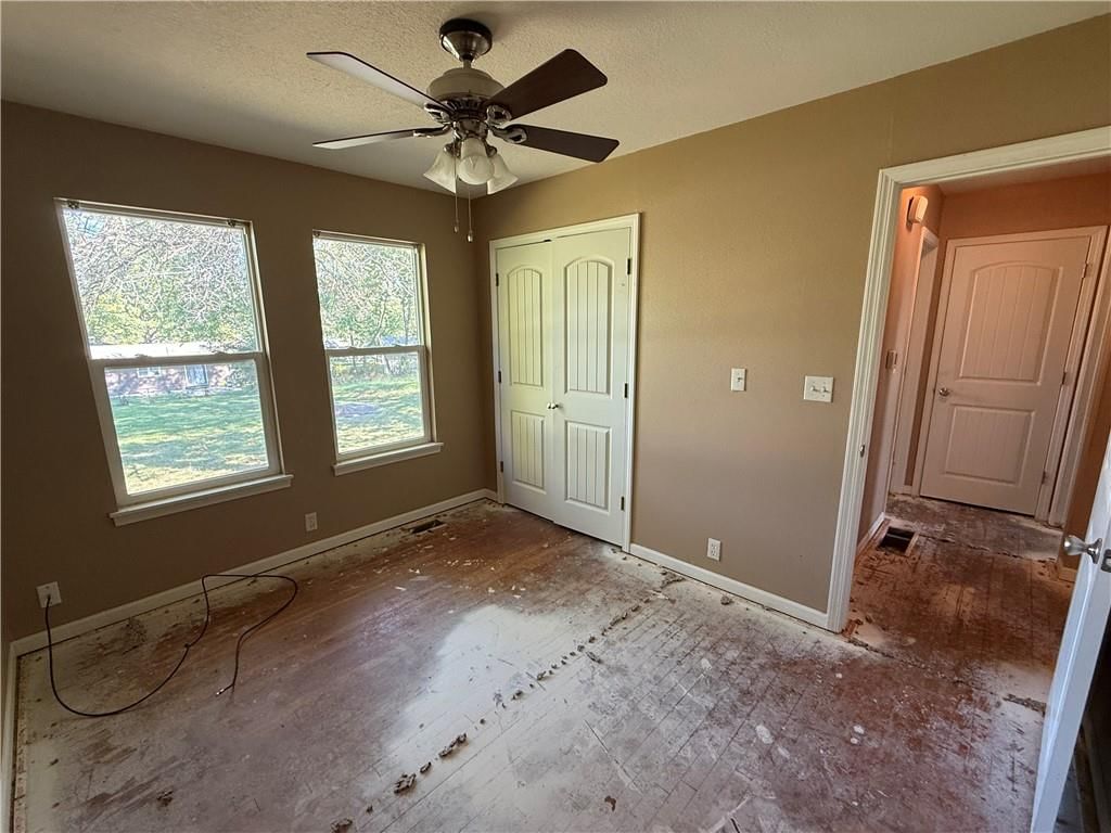 1413 COUNTRY CLUB Drive — photo 18