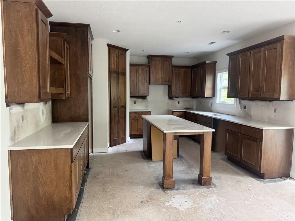 20727 Emerald Street — photo 5