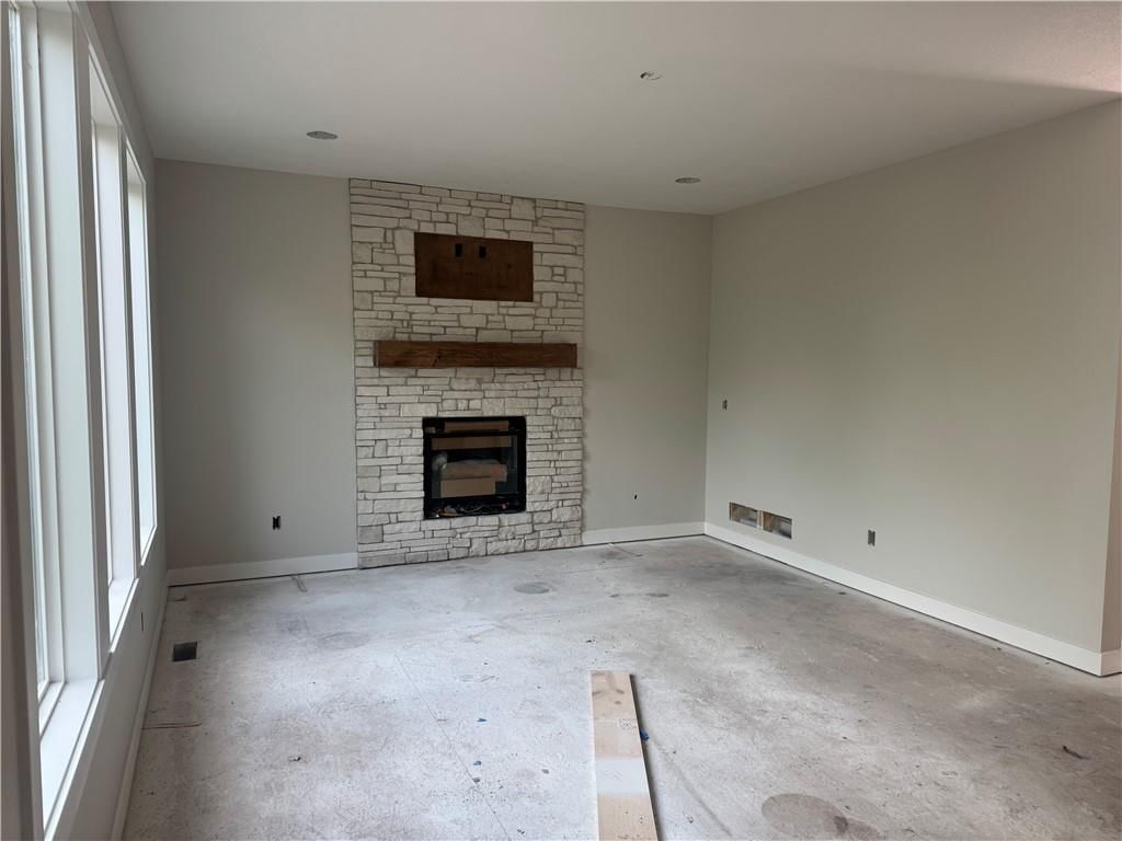20727 Emerald Street — photo 8