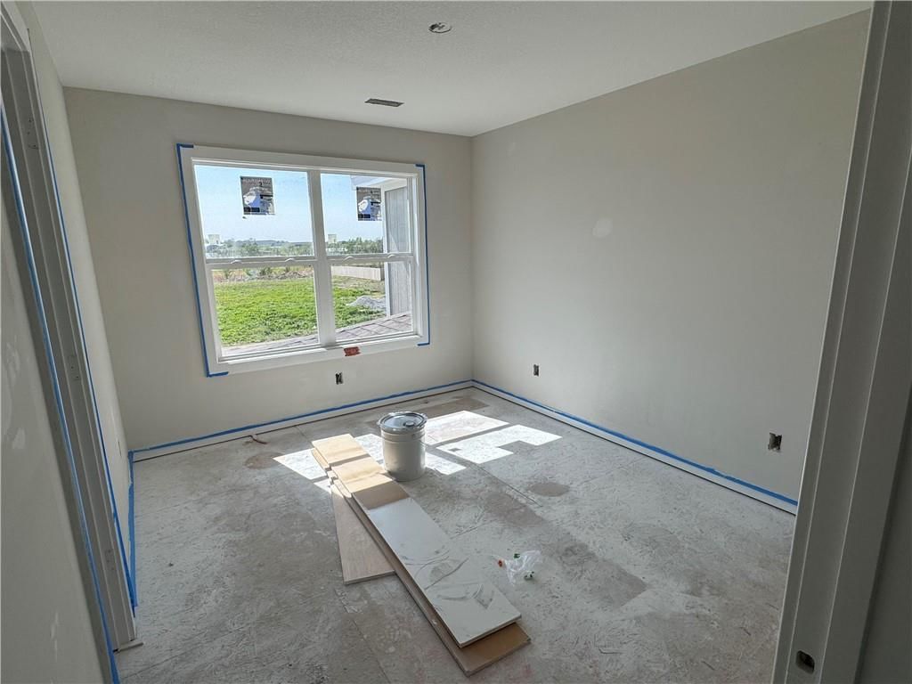 20727 Emerald Street — photo 13