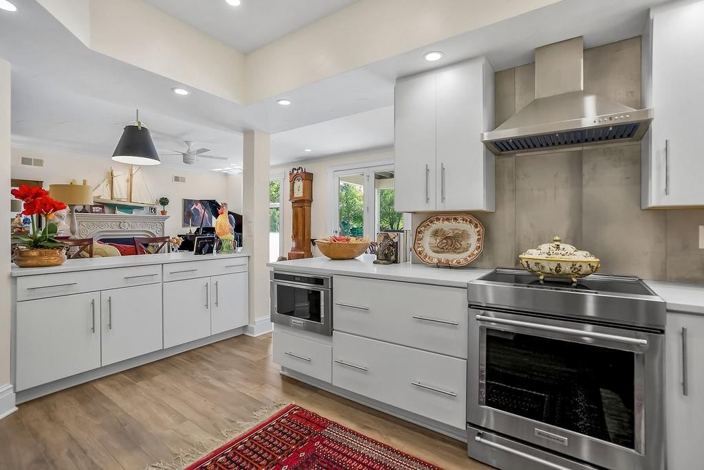 9100 Lamar Avenue — photo 12