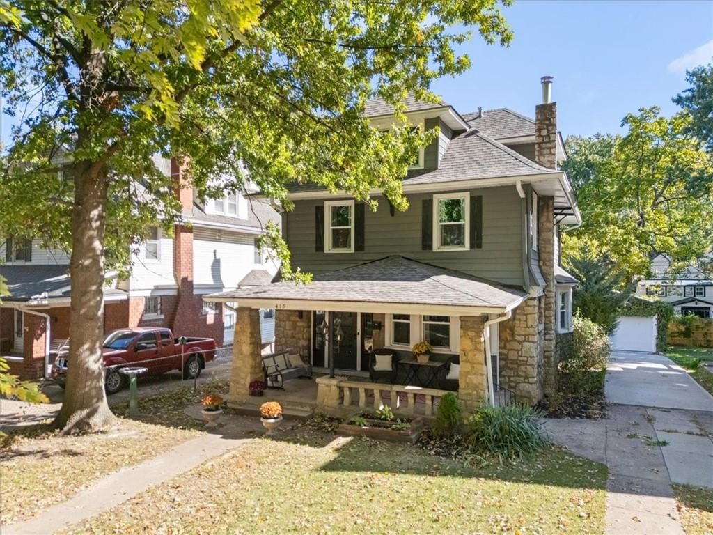 Photo 3 of 48 - 419 N 17th Street