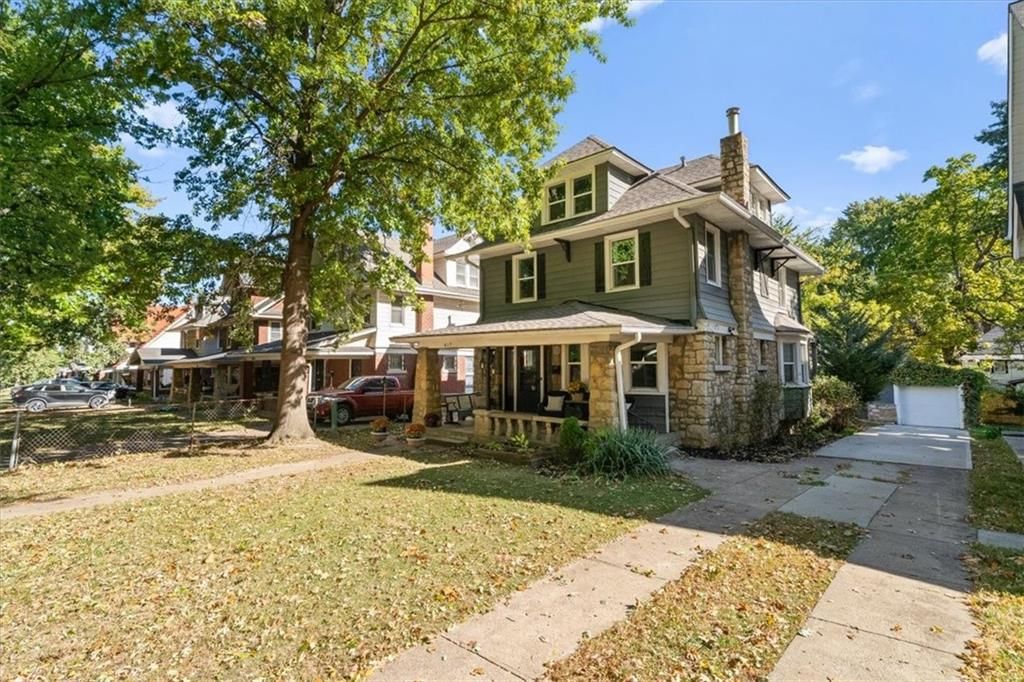 Photo 4 of 48 - 419 N 17th Street