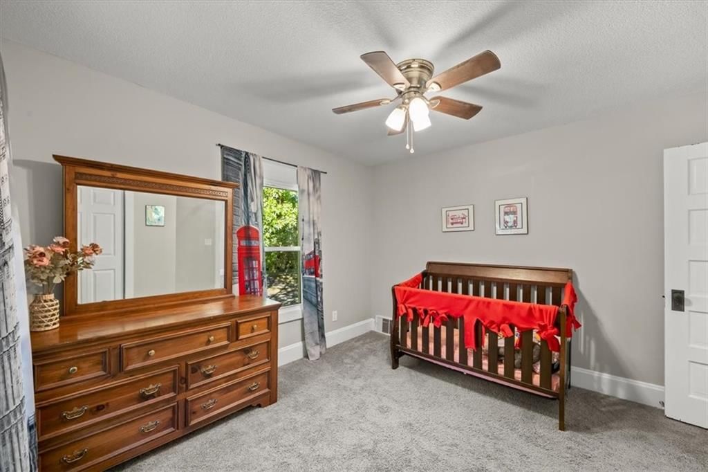Photo 27 of 48 - 419 N 17th Street
