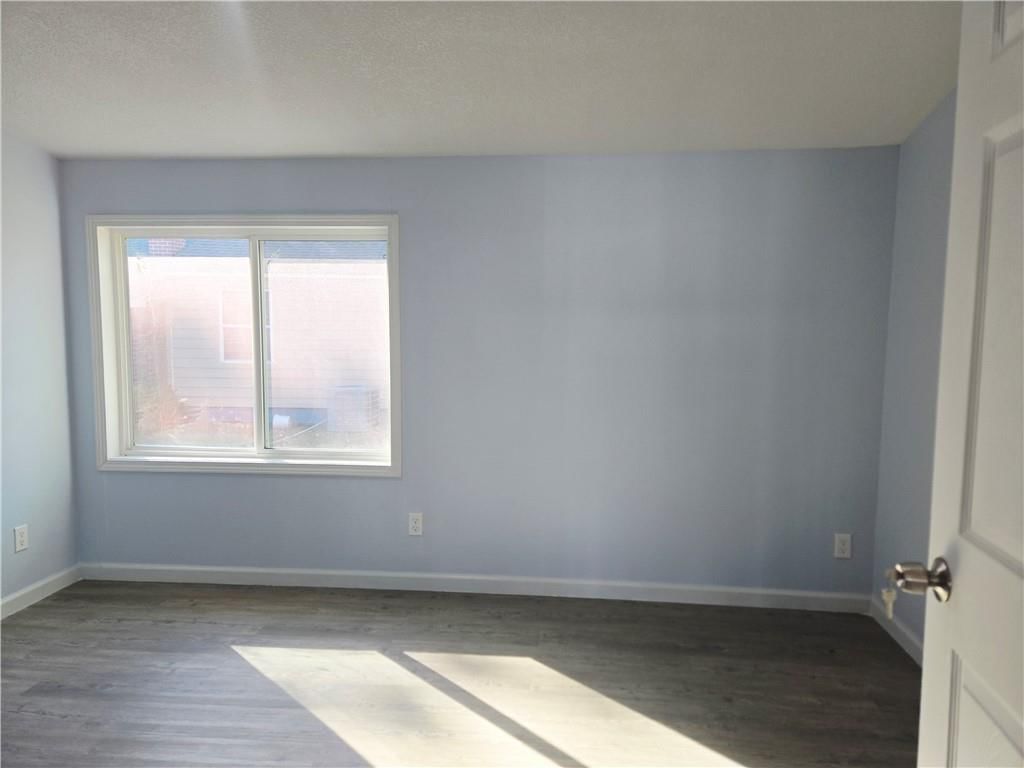 205 W 20th Street — photo 6