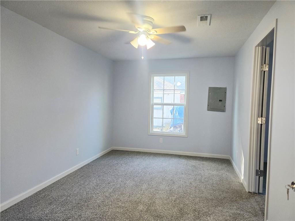 205 W 20th Street — photo 17